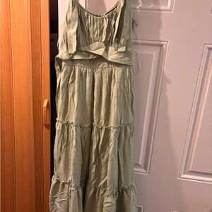 Trixxi Light Green midi Dress